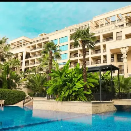 Luxury In Argisht Partez , Pool, 2 Min Walk To The Apartament *