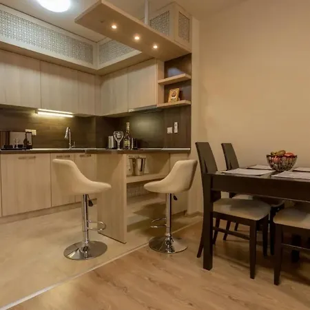 Apartament Luxury In Argisht Partez , Pool, 2 Min Walk To The *