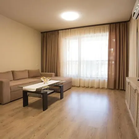 Luxury In Argisht Partez , Pool, 2 Min Walk To The
