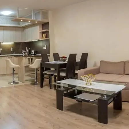 Apartament Luxury In Argisht Partez , Pool, 2 Min Walk To The *