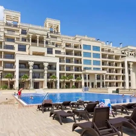 Lägenhet Luxury In Argisht Partez , Pool, 2 Min Walk To The *