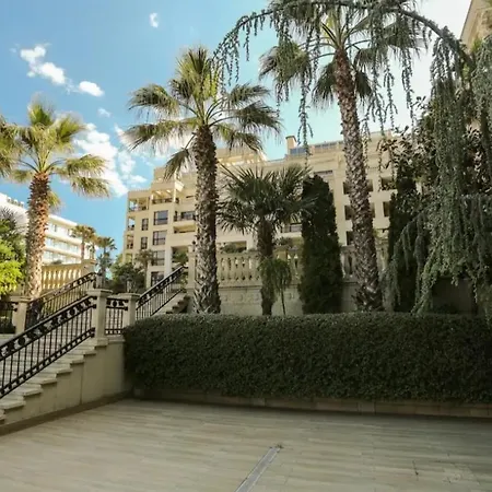 Apartament Luxury In Argisht Partez , Pool, 2 Min Walk To The *