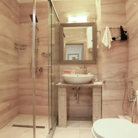 Lägenhet Luxury In Argisht Partez , Pool, 2 Min Walk To The